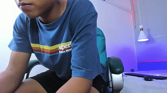 Jeffry wolvess online show from March 3, 2026, 12:06 am