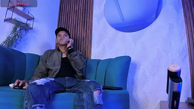 Snapshot of Jeffry_wolvess chatting on February 12, 2026, 11:54 am Jeffry wolvess online show from February 12, 2026, 11:54 am