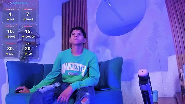 Snapshot of Jeffry_wolvess chatting on February 7, 2026, 12:02 pm Jeffry wolvess online show from February 7, 2026, 12:02 pm