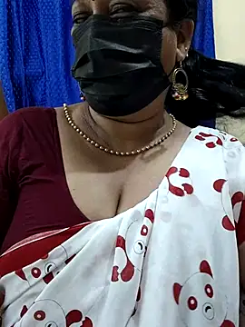 rekha naier online show from September 24, 2025, 8:04 pm