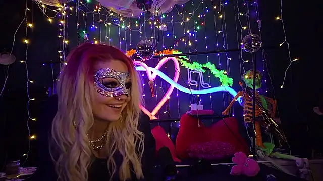 Snapshot of anonymouszN chatting on January 18, 2026, 8:34 pm anonymouszN online show from January 18, 2026, 8:34 pm