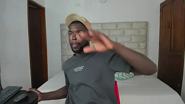 Snapshot of Dylan_Taylor chatting on November 11, 2025, 1:17 pm Dylan Taylor online show from November 11, 2025, 1:17 pm