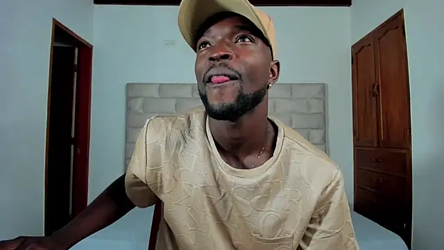 Snapshot of Dylan_Taylor chatting on November 23, 2025, 12:37 pm Dylan Taylor online show from November 23, 2025, 12:37 pm