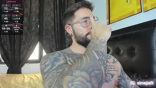 Snapshot of connor_santtos chatting on January 15, 2025, 6:29 pm connor santtos online show from January 15, 2025, 6:29 pm