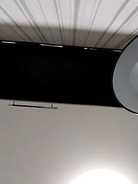 Snapshot of Lorrain_Dorrie chatting on November 28, 2025, 6:02 am Lorrain Dorrie online show from November 28, 2025, 6:02 am