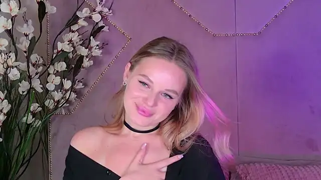 Snapshot of BeatriceEsmont chatting on February 27, 2025, 3:40 am BeatriceEsmont online show from February 27, 2025, 3:40 am
