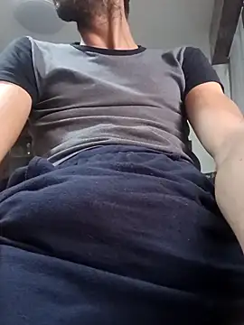 dariodario online show from November 8, 2025, 7:23 am