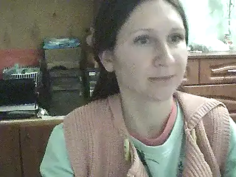 Snapshot of Princess284 chatting on December 15, 2024, 6:37 pm Princess284 online show from December 15, 2024, 6:37 pm
