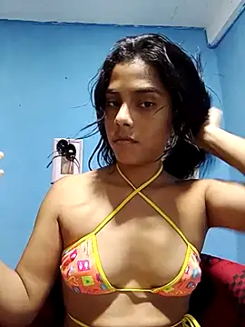 Snapshot of Sharlotte-HOT1 chatting on February 2, 2025, 9:02 pm Sharlotte-HOT1 online show from February 2, 2025, 9:02 pm