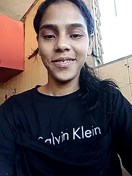 Snapshot of Sharlotte-HOT1 chatting on January 12, 2025, 8:03 pm Sharlotte-HOT1 online show from January 12, 2025, 8:03 pm