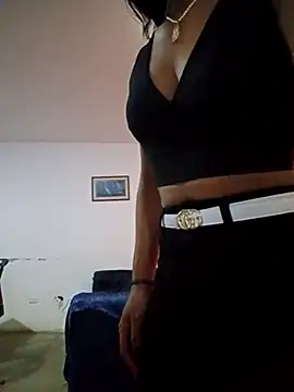 Snapshot of Sharlotte-HOT1 chatting on January 1, 2025, 3:23 am Sharlotte-HOT1 online show from January 1, 2025, 3:23 am