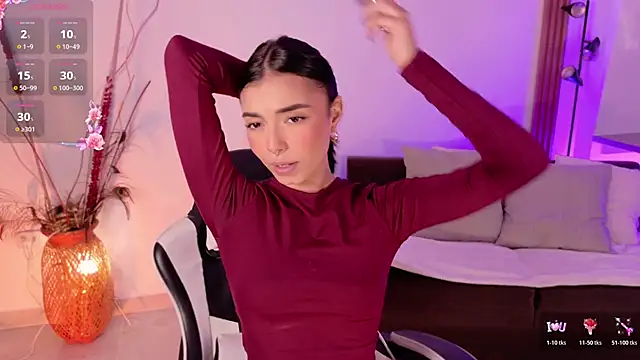 AnabelWolf online show from April 19, 2026, 2:18 pm