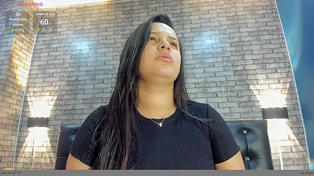 Snapshot of Victoria_Ponce1 chatting on November 24, 2025, 2:28 pm Victoria Ponce1 online show from November 24, 2025, 2:28 pm