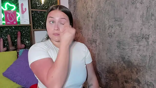 Snapshot of cherry_coper chatting on October 14, 2025, 12:50 pm cherry coper online show from October 14, 2025, 12:50 pm