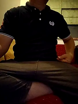 samee00721 online show from November 4, 2025, 6:22 pm