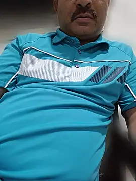 Snapshot of samee00721 chatting on April 5, 2026, 2:13 pm samee00721 online show from April 5, 2026, 2:13 pm