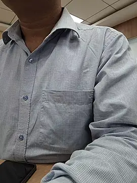 Snapshot of samee00721 chatting on April 9, 2026, 7:14 am samee00721 online show from April 9, 2026, 7:14 am