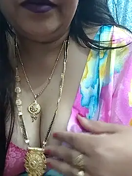 Snapshot of Mayuri77 chatting on February 21, 2025, 9:56 am Mayuri77 online show from February 21, 2025, 9:56 am