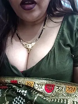Snapshot of Mayuri77 chatting on March 19, 2025, 5:17 pm Mayuri77 online show from March 19, 2025, 5:17 pm
