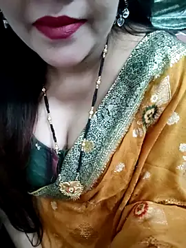 Snapshot of Mayuri77 chatting on June 9, 2026, 5:36 pm Mayuri77 online show from June 9, 2026, 5:36 pm