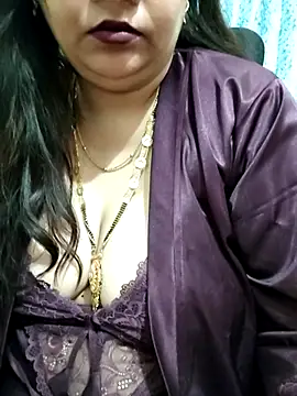 Snapshot of Mayuri77 chatting on February 27, 2025, 12:36 am Mayuri77 online show from February 27, 2025, 12:36 am