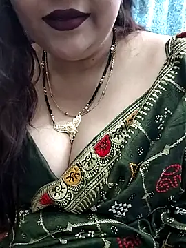 Snapshot of Mayuri77 chatting on March 18, 2025, 7:01 am Mayuri77 online show from March 18, 2025, 7:01 am