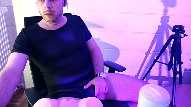 Toyboy84X online show from February 8, 2025, 11:24 pm