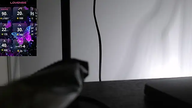 Snapshot of Xileny-Halliwey chatting on December 1, 2025, 2:29 pm Xileny-Halliwey online show from December 1, 2025, 2:29 pm