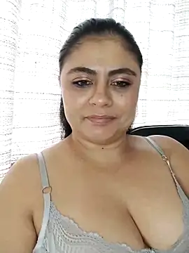 Snapshot of ElizabethWeil chatting on February 27, 2025, 9:58 pm ElizabethWeil online show from February 27, 2025, 9:58 pm
