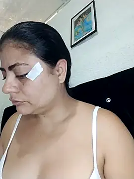 Snapshot of ElizabethWeil chatting on February 11, 2026, 2:06 pm ElizabethWeil online show from February 11, 2026, 2:06 pm