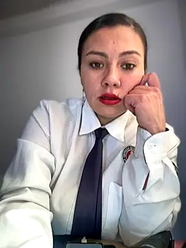 LIZ-06  online show from October 15, 2025, 3:20 pm