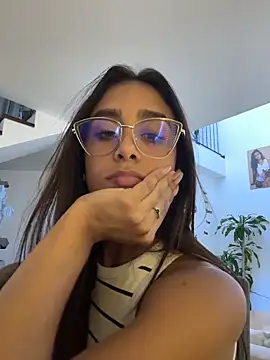 Ambeer Rousess online show from March 25, 2026, 2:55 am