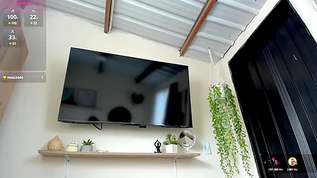 Snapshot of sofiaVelez01 chatting on February 28, 2026, 6:40 pm sofiaVelez01 online show from February 28, 2026, 6:40 pm