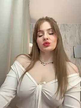 Snapshot of CaseyCumFace chatting on January 25, 2025, 9:35 pm CaseyCumFace online show from January 25, 2025, 9:35 pm