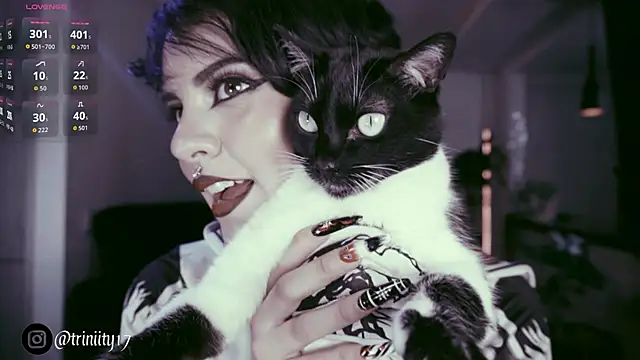 Snapshot of Trinity___s chatting on January 9, 2026, 11:11 pm Trinity s online show from January 9, 2026, 11:11 pm