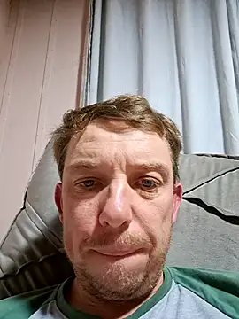 BimodalMood online show from May 18, 2026, 11:31 pm