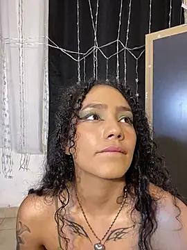 Snapshot of Dakota_M1 chatting on March 19, 2025, 3:20 am Dakota M1 online show from March 19, 2025, 3:20 am