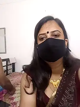 Cute-manisha online show from May 28, 2026, 5:04 am