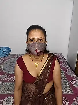 Snapshot of Cute-manisha chatting on June 28, 2026, 2:40 am Cute-manisha online show from June 28, 2026, 2:40 am