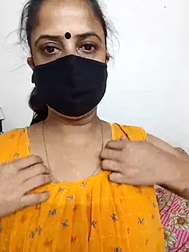 Cute-manisha online show from May 28, 2026, 5:19 pm