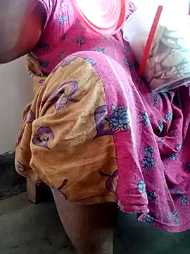 Hotty-rumi online show from November 28, 2025, 3:17 am