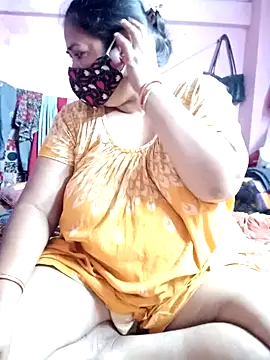 Snapshot of Hotty-rumi chatting on March 17, 2025, 1:46 am Hotty-rumi online show from March 17, 2025, 1:46 am