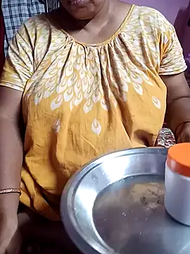 Hotty-rumi online show from October 23, 2025, 5:00 pm