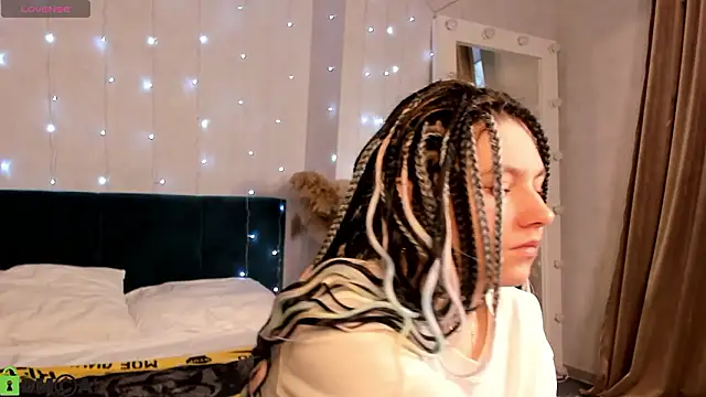 Bonni Meiz online show from March 10, 2026, 3:32 am