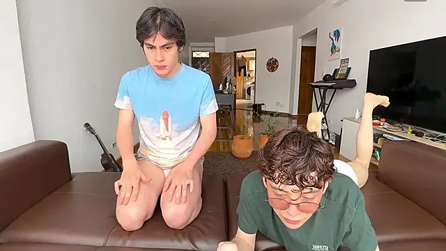 Snapshot of mapleg chatting on February 19, 2026, 6:05 pm mapleg online show from February 19, 2026, 6:05 pm