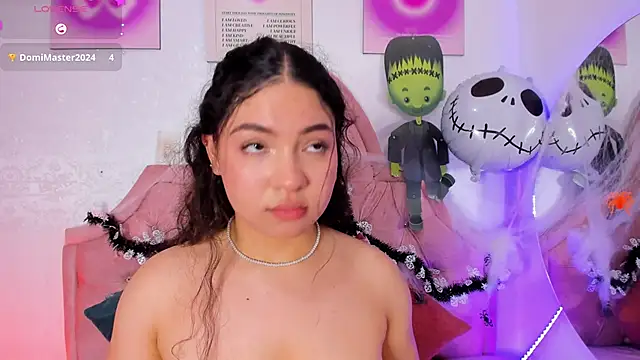 amandalee01 online show from October 20, 2025, 7:58 pm