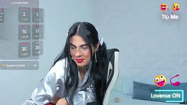 Snapshot of stephanya_ chatting on February 21, 2025, 6:29 am stephanya online show from February 21, 2025, 6:29 am