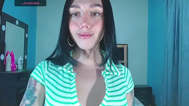 karla zambrano online show from May 3, 2026, 7:17 pm