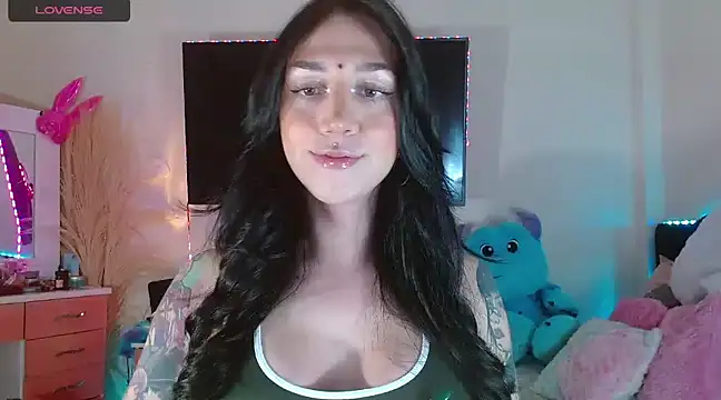 karla zambrano online show from December 14, 2024, 8:08 pm