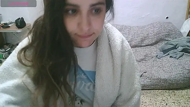 Snapshot of Ursumi1 chatting on January 24, 2025, 7:07 pm Ursumi1 online show from January 24, 2025, 7:07 pm